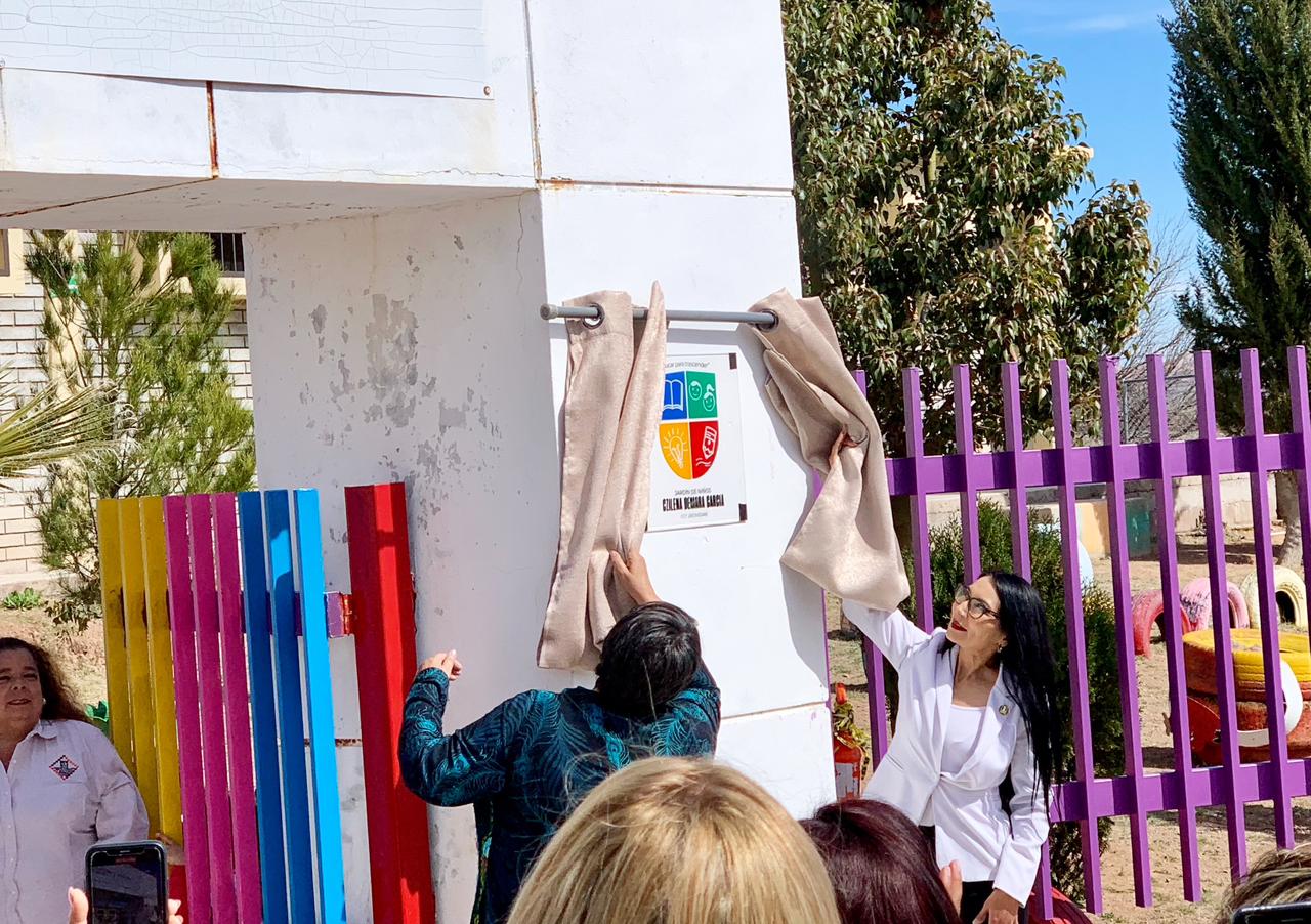 IMPONEN NOMBRE “CZILENA DEMARA GARCÍA” A JARDÍN DE NIÑOS DE LA MESA