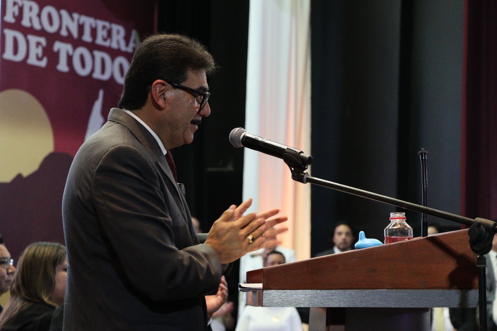 TOMA GIM NOGALES POSESIÓN COMO PRESIDENTE MUNICIPAL