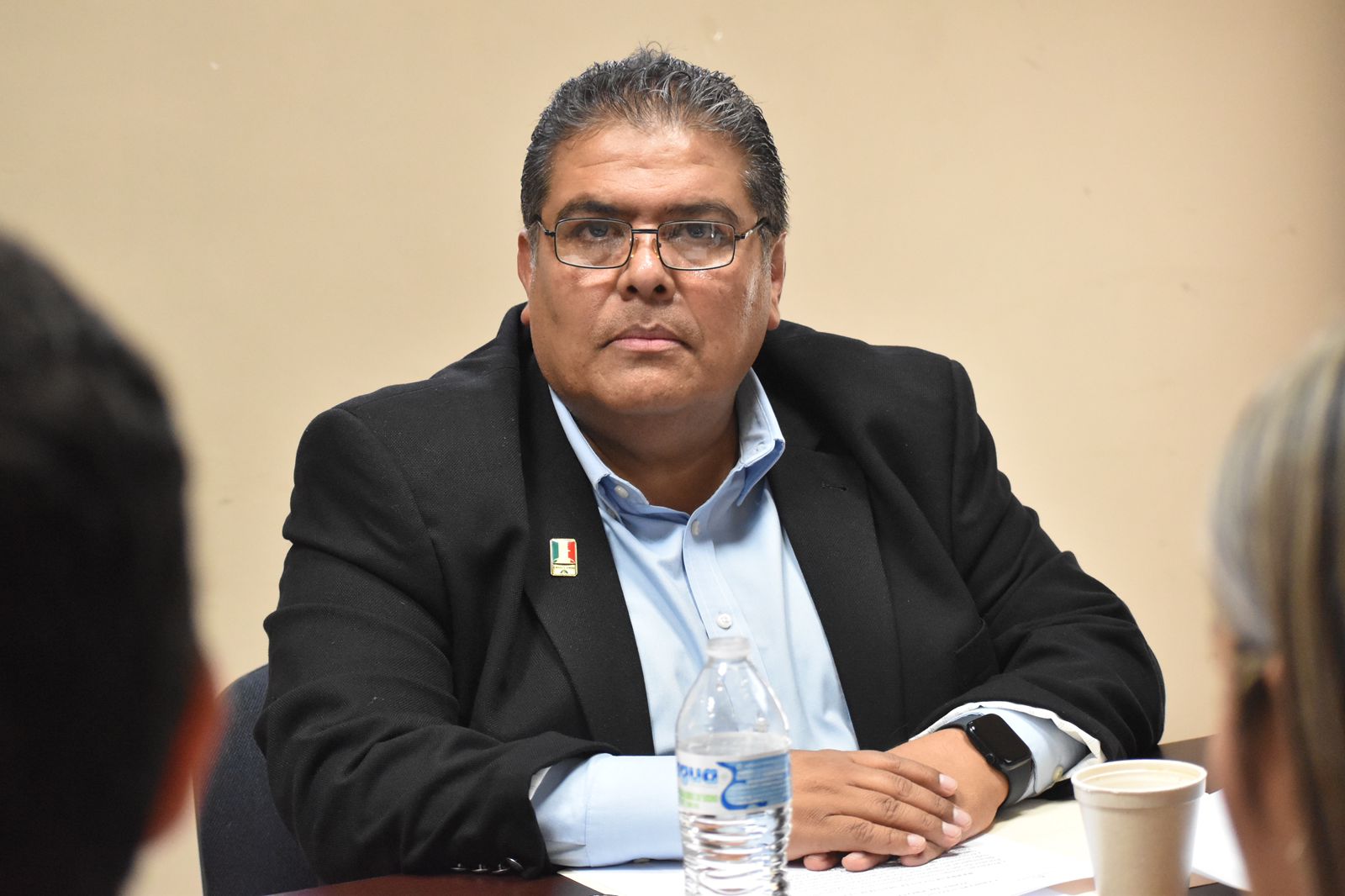 Llaman a evitar cruzar un vehículo regularizado a EU