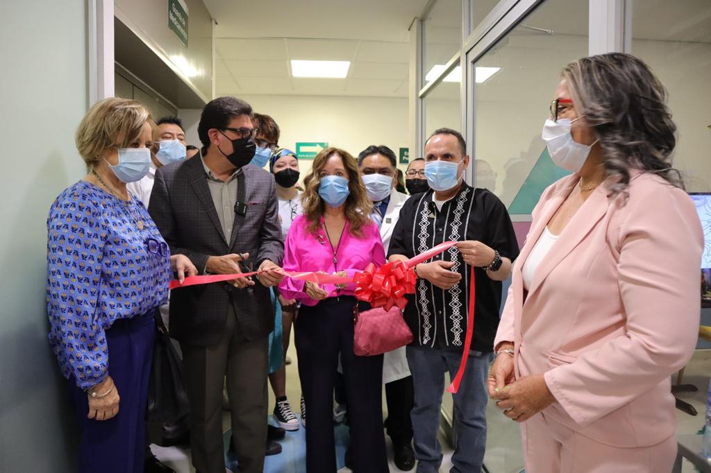 ENTREGA ALCALDE ÁREA PARA NIÑOS CON CÁNCER EN EL IMSS