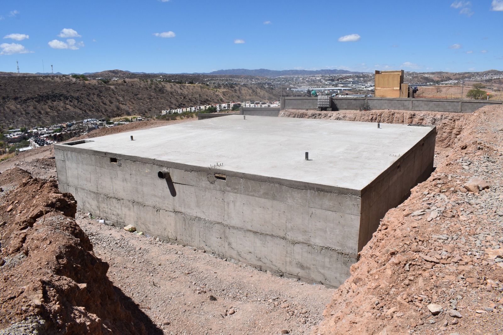 Por concluir tanque elevado en San Miguel