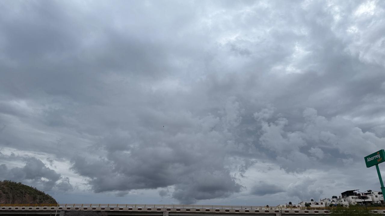 Llama Protección Civil a extremar precauciones por lluvias